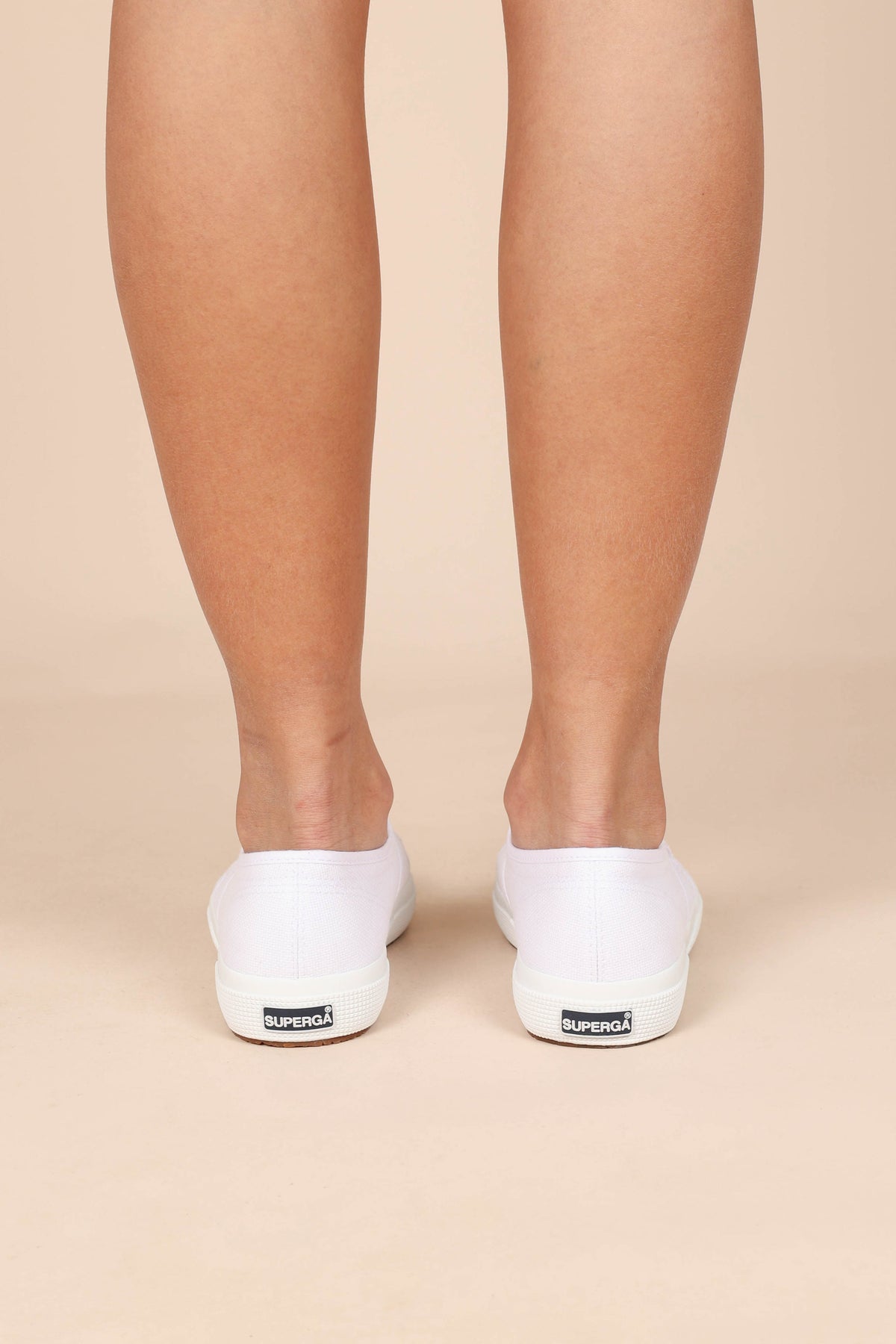 2750 Cotu Classic - White
