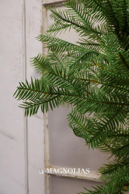 20" Winter Greens Pine Wreath