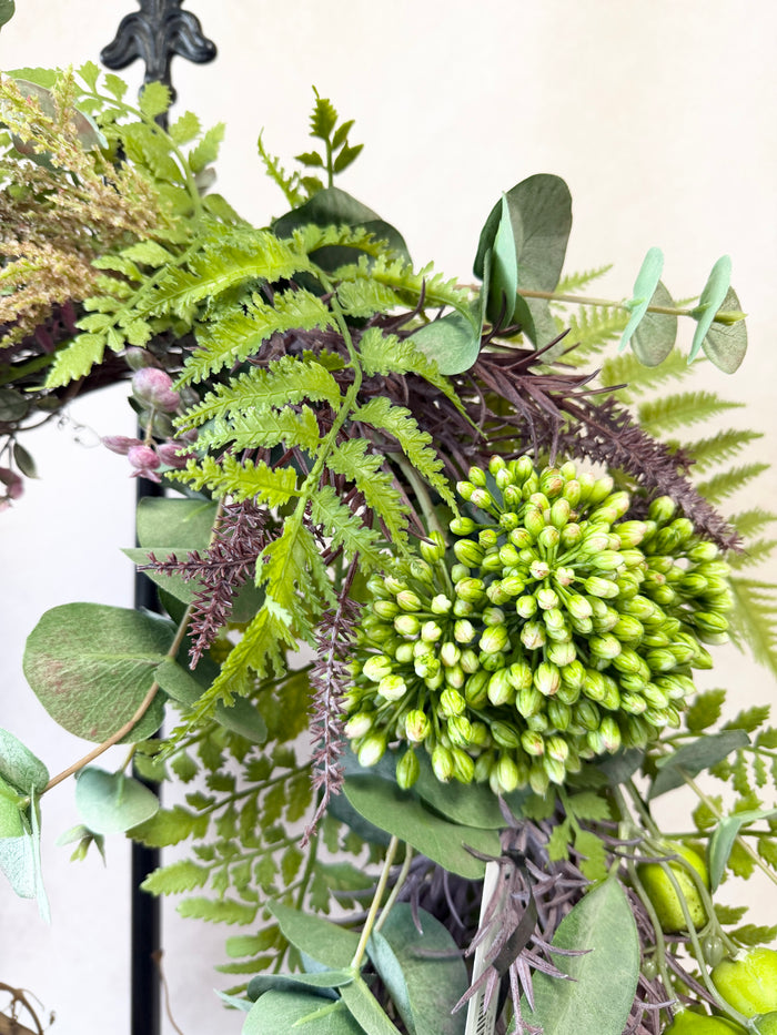 23" Free Spirit Wreath