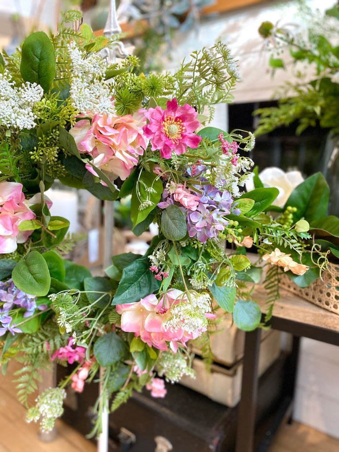 24" Burst of Spring Wreath
