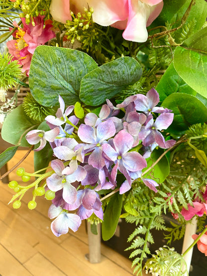 24" Burst of Spring Wreath