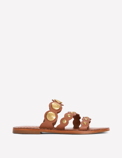Asymmetric Disc Mule-Tan Discs