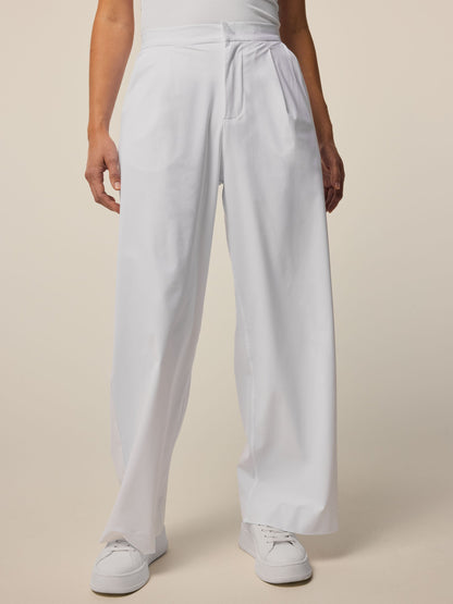 29.5" Phoenix Wide Leg Pleated Trouser