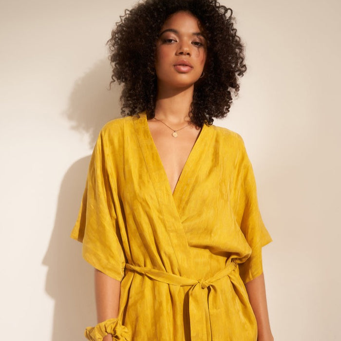 Idle: The Short Robe