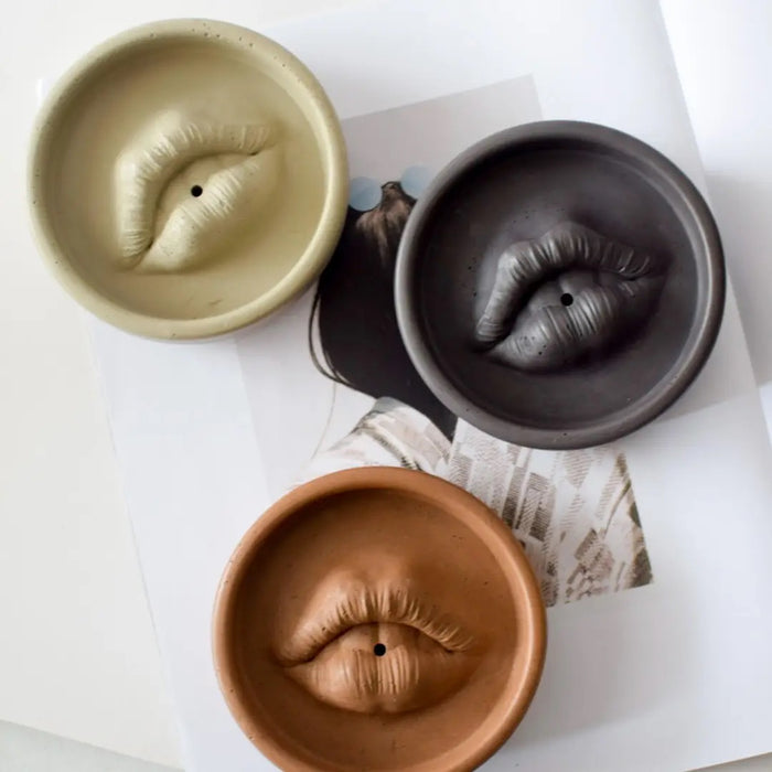 Pucker Up Incense Holder