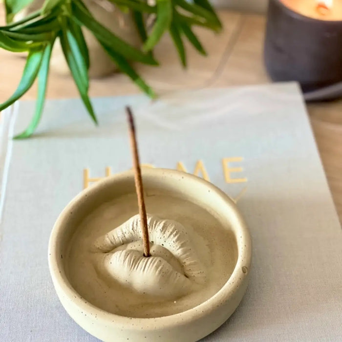 Pucker Up Incense Holder