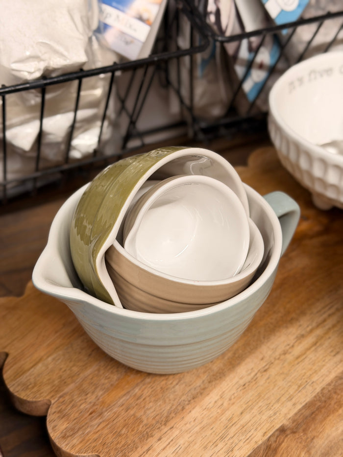 Stoneware Batter Bowl Measuring Cups Set