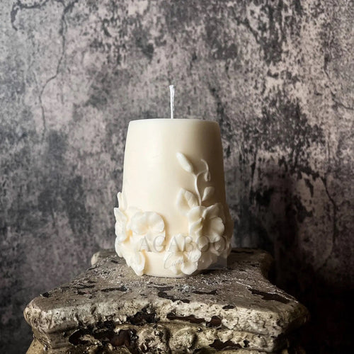 Vase with Flowers Candle